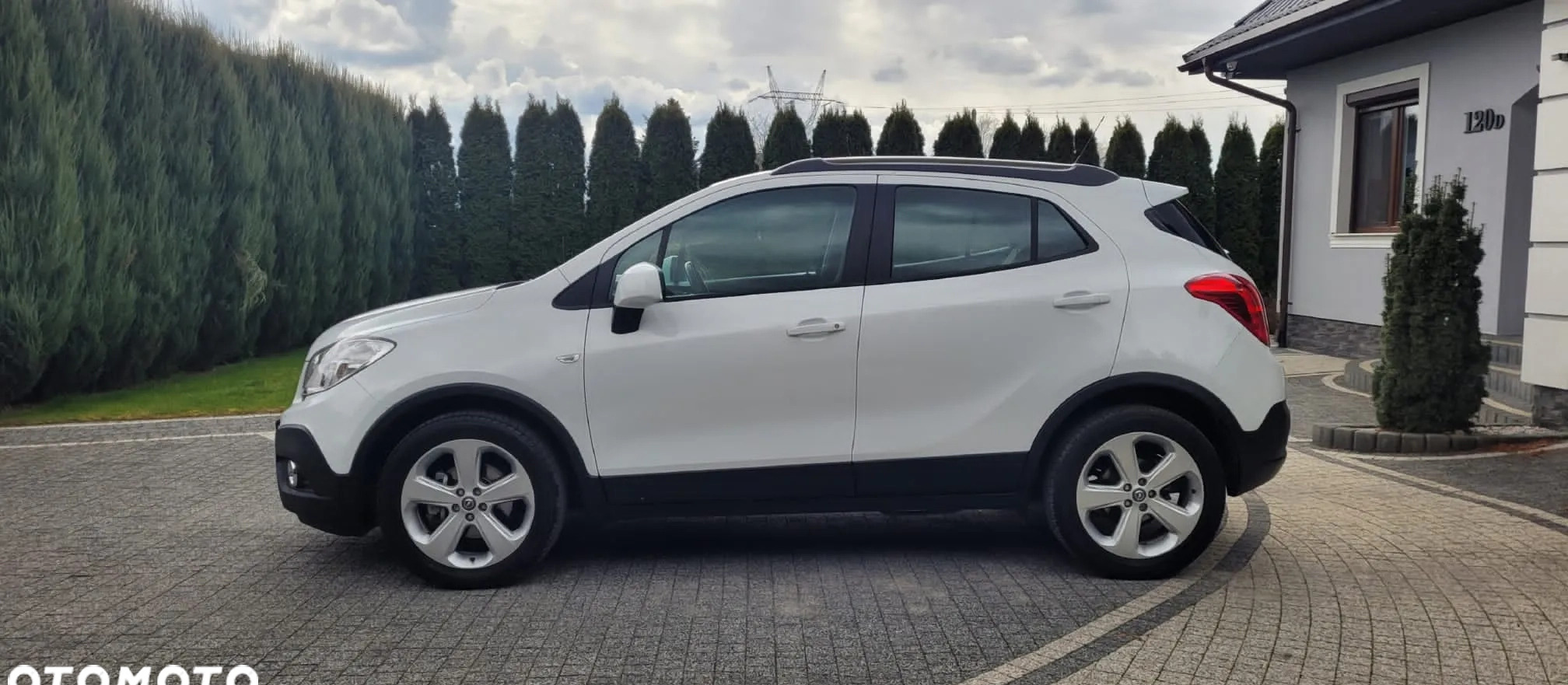 Opel Mokka cena 39900 przebieg: 135000, rok produkcji 2013 z Zamość małe 79